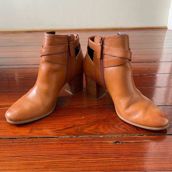 Cole Haan size 8 brown booties - Picture 4 of 8